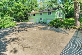 8335 W Bush Lake Rd, Bloomington, MN 55438