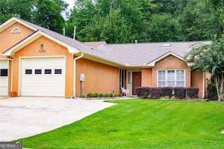 7125 Woodridge Ln, Union City, GA 30291