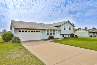 2604 Huffman St, Winona Lake, IN 46590