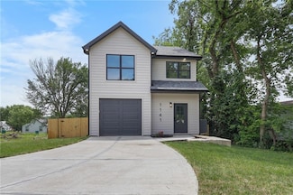 1141 Walnut Ave, Osawatomie, KS 66064