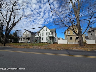 146 Analomink St, East Stroudsburg, PA 18301