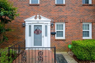 113 Cambridge Place Dr, Little Rock, AR 72227