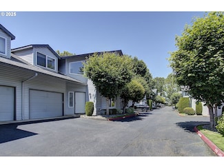 7509 NE Vancouver Mall Dr Unit D16, Vancouver, WA 98662