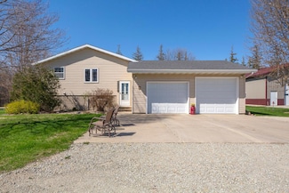 19023 Davis Ave, Faribault, MN 55021