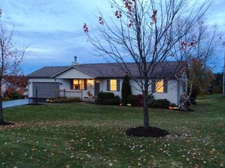 103 Willow Run Dr, Butler, PA 16001