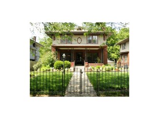 3568 Pennsylvania Ave, Kansas City, MO 64111