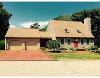 25 Pioneer Ln, Auburn, MA 01501