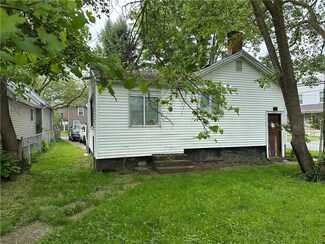 658 Smith St, Rochester, NY 14606