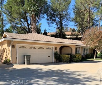 26317 Long Oak Dr Unit 66, Newhall, CA 91321