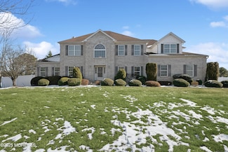 36 Imperial Ct, Monroe Township, NJ 08831