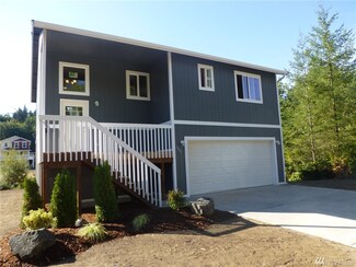 7325 E Patricia St, Port Orchard, WA 98366