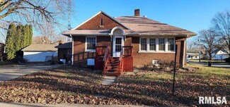 712 N Washington St, Bushnell, IL 61422