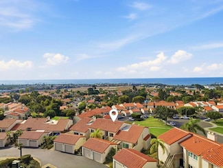 909 Caminito Madrigal Unit B, Carlsbad, CA 92011