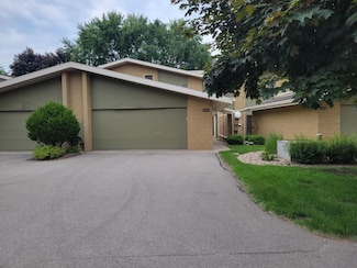 1237 W Nicolet Cir, Appleton, WI 54914