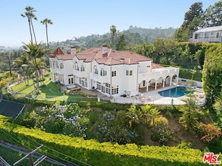 4509 Dundee Dr, Los Angeles, CA 90027