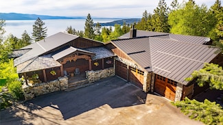 32220 Tamarack Dr, Bigfork, MT 59911