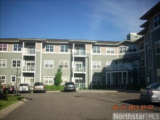185 185 McCarrons Blvd N, Roseville, MN 55113