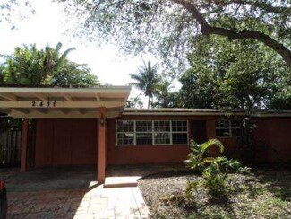 2436 Flamingo Ln, Fort Lauderdale, FL 33312