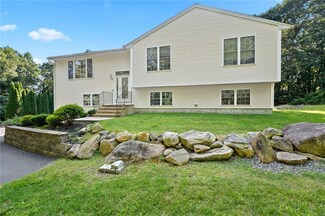 8 Kimball Ave, Johnston, RI 02919