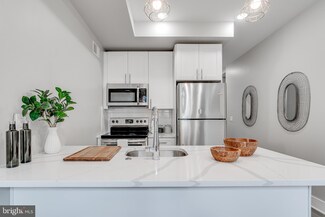 1208 N Taylor St, Philadelphia, PA 19121