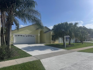 180 Royal Pine Cir S, Royal Palm Beach, FL 33411