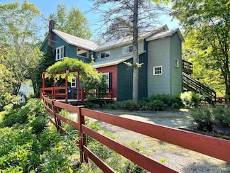 485 Brook Rd, Danby, VT 05739