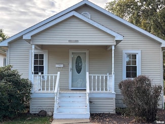 1310 W Franklin St, Taylorville, IL 62568