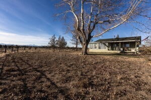 24360 Dodds Rd, Bend, OR 97701