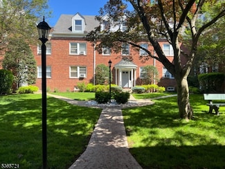 735 Elm Ave Unit 2C, Teaneck, NJ 07666