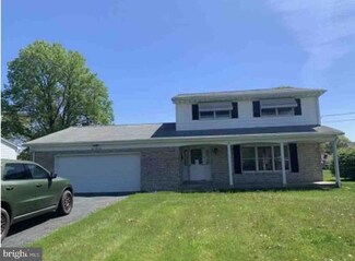 170 Todd Ave, Hermitage, PA 16148