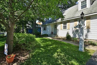 120 Jefferson Rd, Glenmont, NY 12077