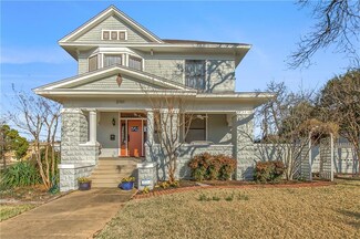 2101 Lipscomb St, Fort Worth, TX 76110