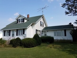 9069 Cherry Valley Rd, Kingston, IL 60145