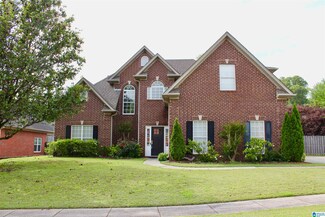 516 Thorn Berry Ln, Birmingham, AL 35242