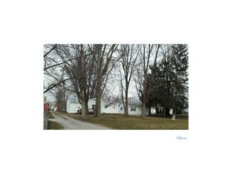 324 E Front St, Napoleon, OH 43545