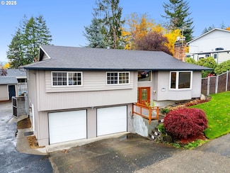 555 SW 7th St, Gresham, OR 97080