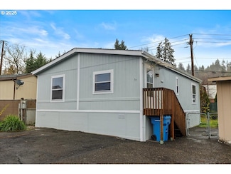 39100 NW Pacific Hwy, Woodland, WA 98674