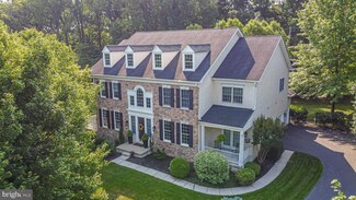 321 Tarbert Dr, West Chester, PA 19382