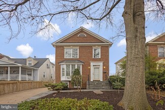 5716 7th St N, Arlington, VA 22205