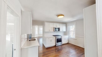 104 Williams St Unit 3, Jamaica Plain, MA 02130
