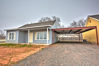 1327 94th St Unit I, Lubbock, TX 79423