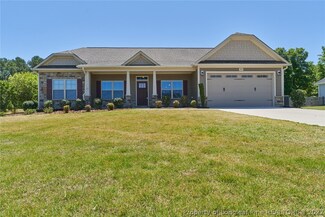 207 Brightleaf Dr, Whispering Pines, NC 28327