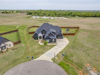 1330 Acclivis Ct, Newcastle, OK 73065