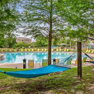1725 Harvey Mitchell Pkwy S Unit 2233, College Station, TX 77840