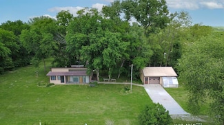 2403 Picard Dr, Tracy, IA 50256