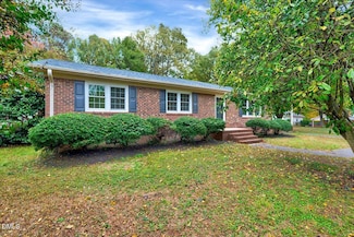 704 E Ashland Dr, Mebane, NC 27302