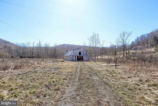 00 Rt 850 W, Honey Grove, PA 17035
