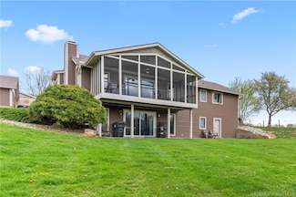 9038 N Schmidt Ln, Dupont, IN 47231