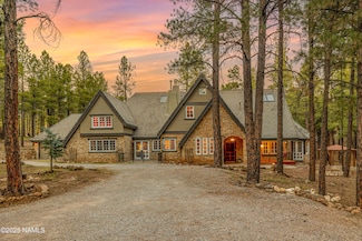 2750 W Forest Hills Dr, Flagstaff, AZ 86001