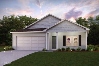 3664 Country Club Blvd, Chipley, FL 32428